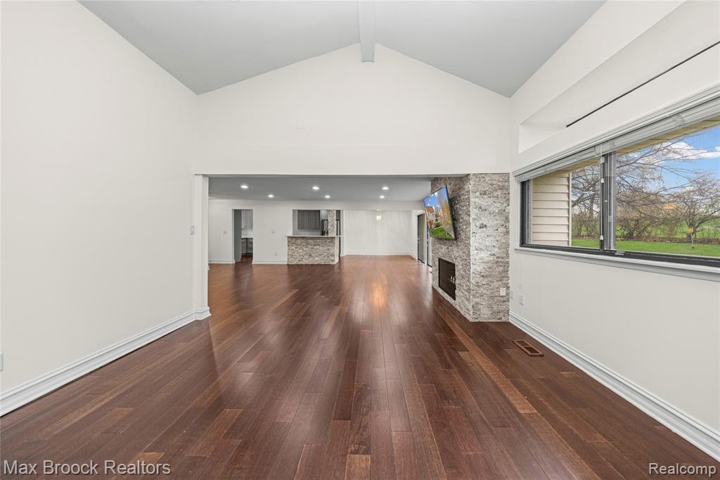 5324 Fairway Court, West Bloomfield, MI 48323 — Photo 17