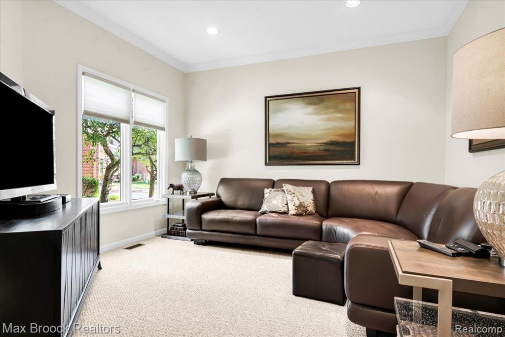 7330 Crackling Creek Circle, 4, West Bloomfield, MI — Photo 13