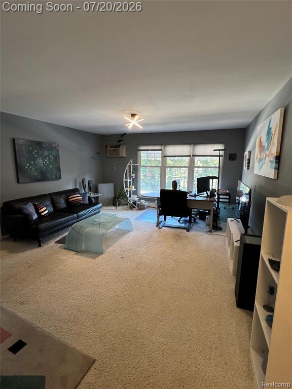 555 Townsend Street, 203, Birmingham, MI 48009 — Photo 2