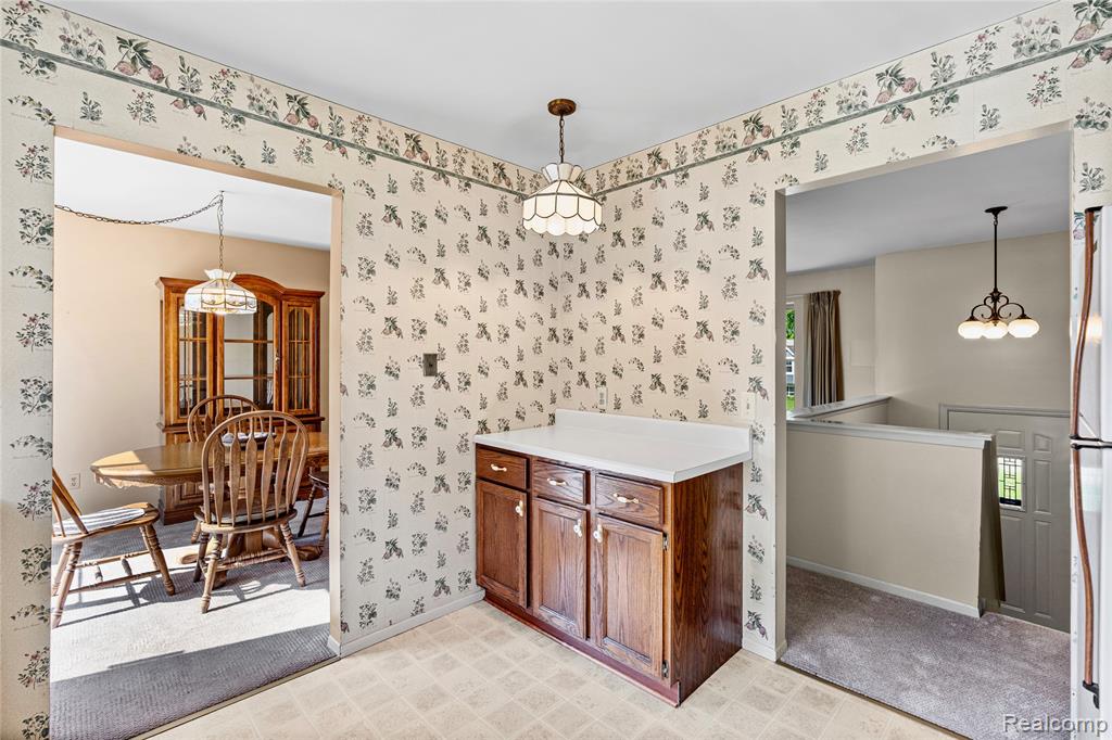 6059 Stockbridge Commons Trail, Grand Blanc, MI 48439 — Photo 6
