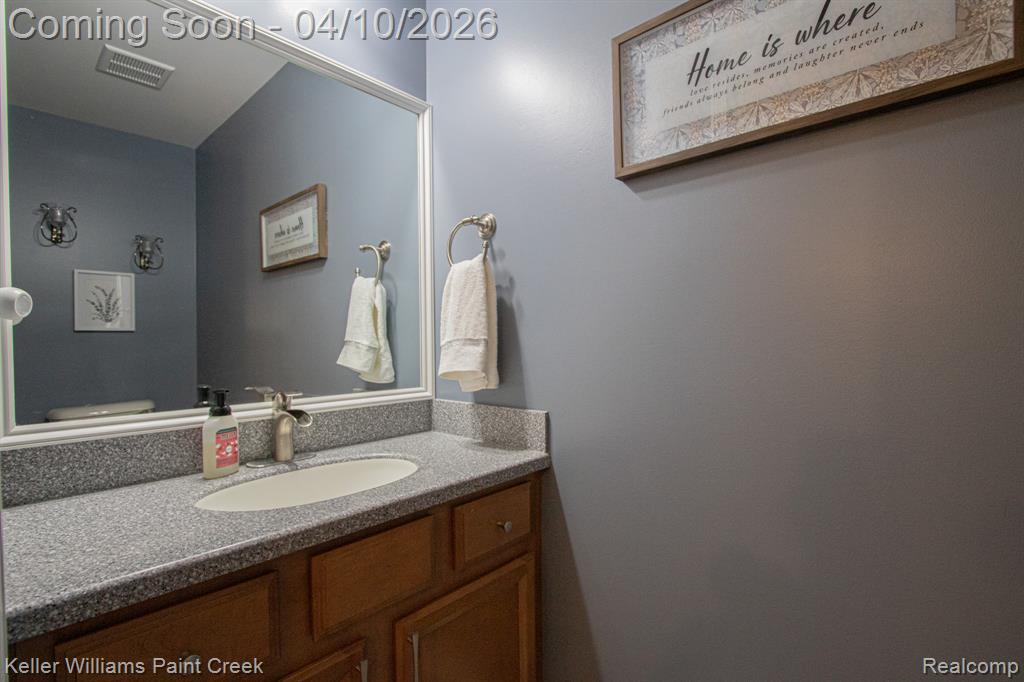 45907 Lookout Drive, Macomb, MI 48044 — Photo 31