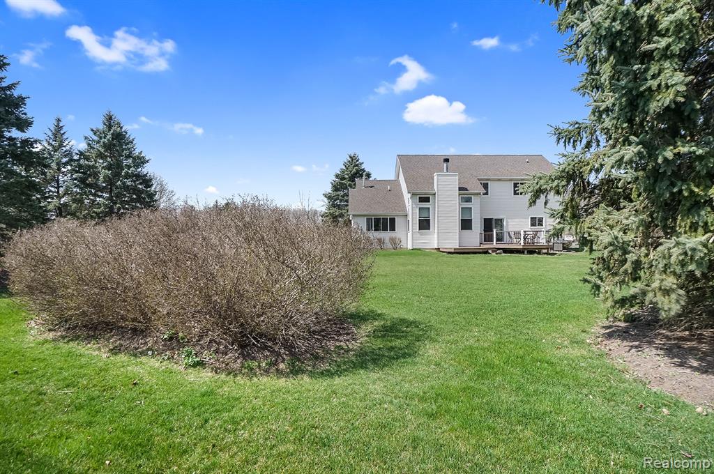 21191 GREENBRIAR Lane, South Lyon, MI 48178 — Photo 46
