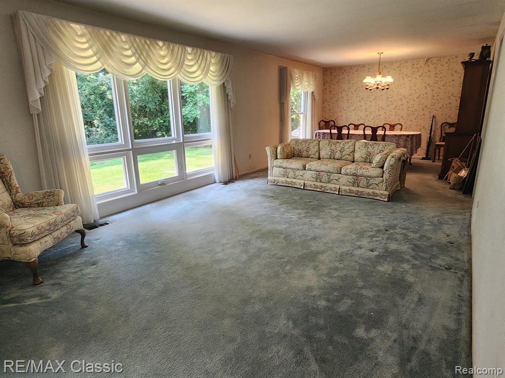 473 FOX RIVER Drive, Bloomfield Hills, MI 48304 — Photo 6
