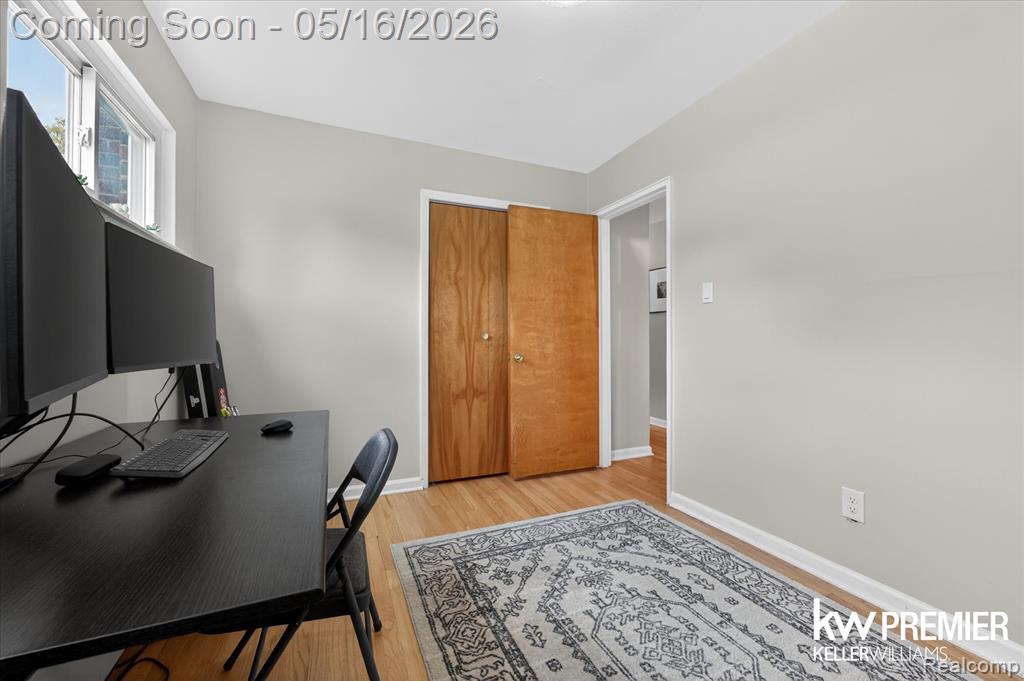 23260 Oneida Street, Oak Park, MI 48237 — Photo 13