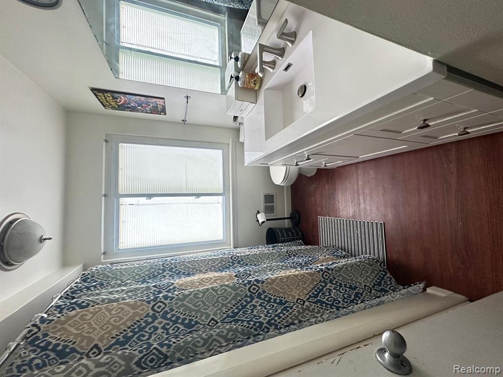 5076 Spring Well Lane, Grand Blanc, MI 48439 — Photo 14