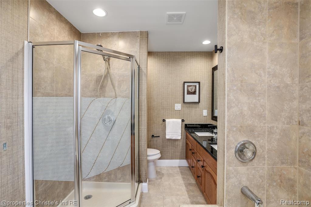 1757 TOWNSEND Street, Detroit, MI 48214 — Photo 25