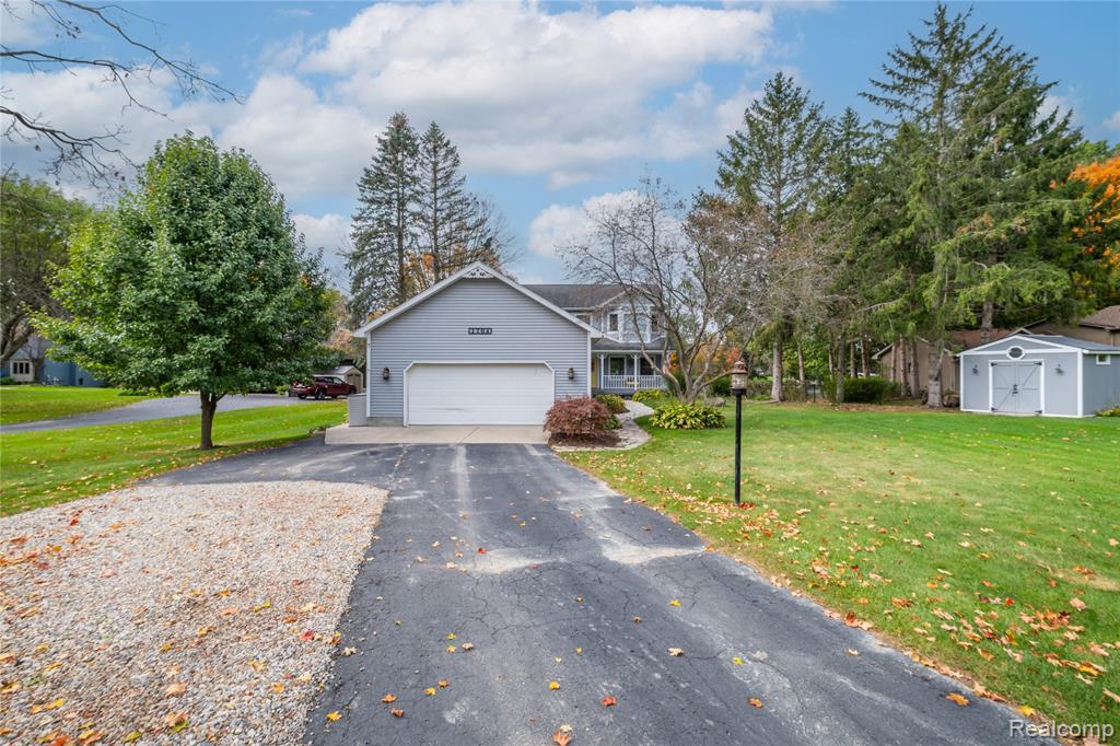 1704 Lakewood Circle, Lapeer, MI, 48446