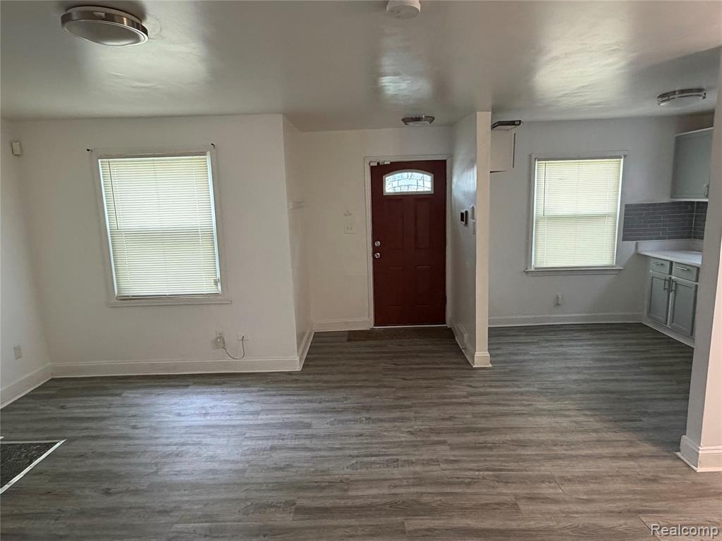 14333 Grandville Avenue, Detroit, MI 48223 — Photo 6