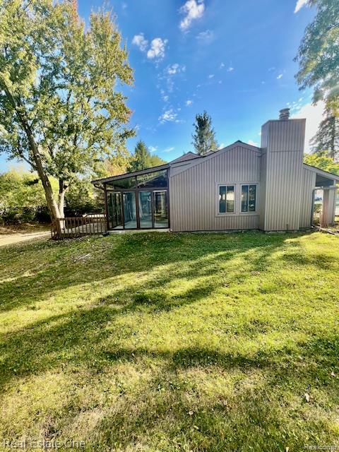 5647 Perrytown Drive, West Bloomfield, MI — Photo 3