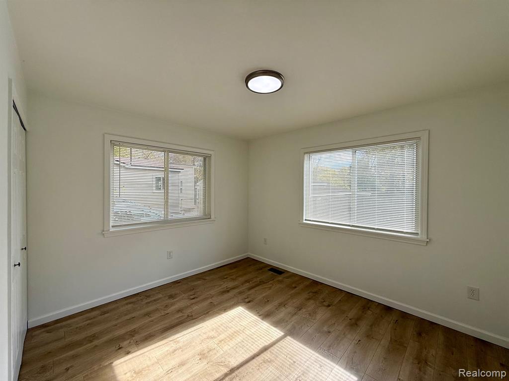 45949 Bontekos Avenue, Belleville, MI 48111 — Photo 28