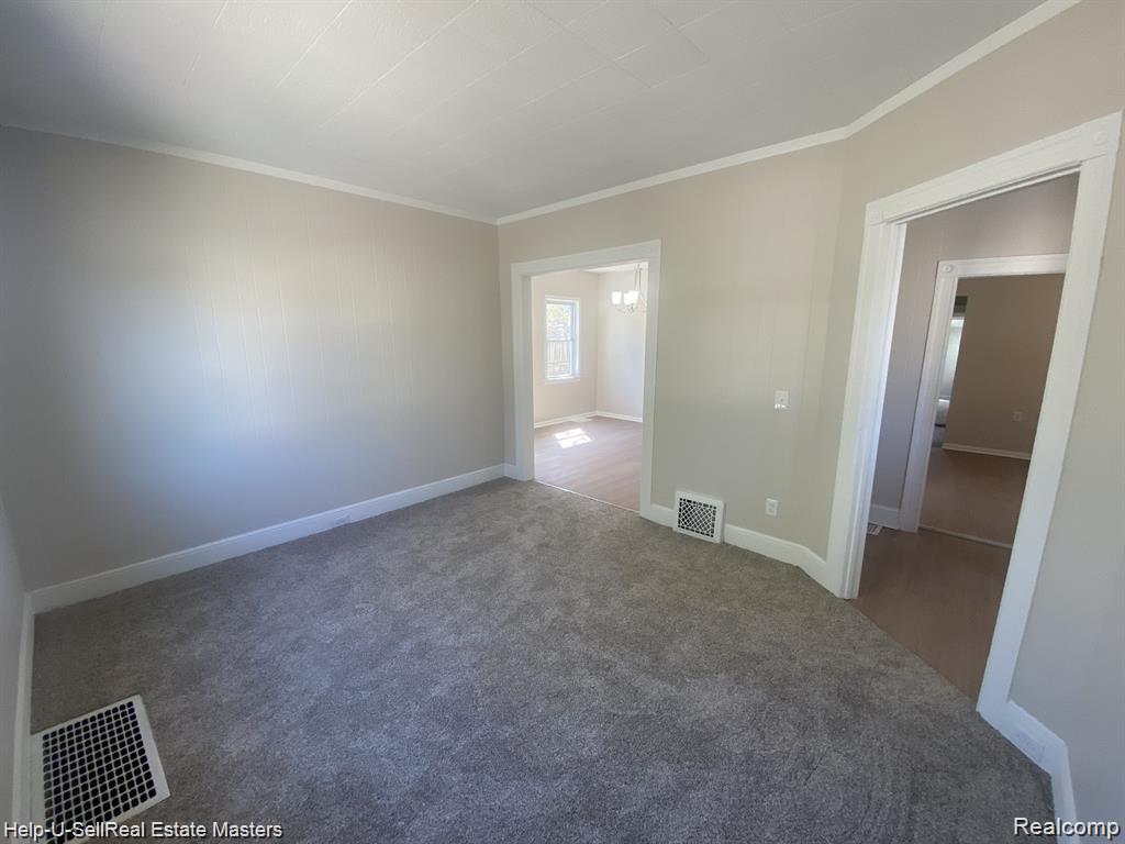 620 GRISWOLD Street, Port Huron, MI 48060 — Photo 3