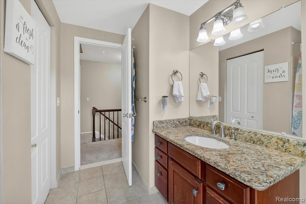 4121 Antique Lane, Bloomfield, MI 48302 — Photo 33