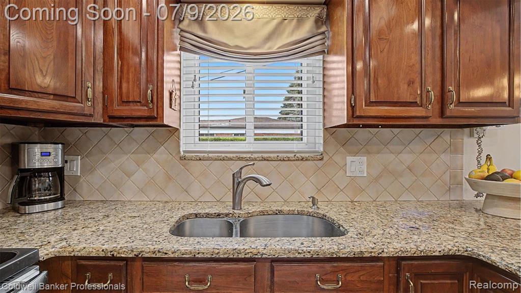 8731 Paulina Drive, Sterling Heights, MI 48312 — Photo 28