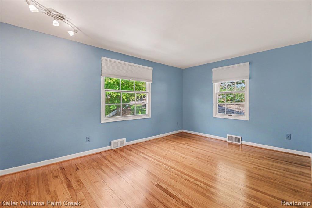 914 Croydon Road, Rochester Hills, MI 48309 — Photo 14