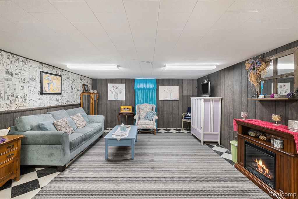8694 Sheridan Road, Millington, MI 48746 — Photo 13
