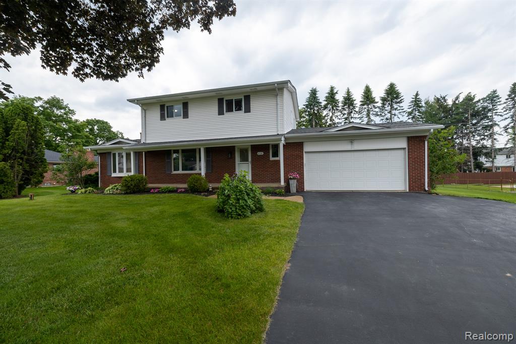 8268 Fox Bay Drive, White Lake, MI — Photo 36