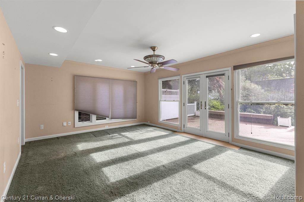 645 ELMWOOD Street, Dearborn, MI 48124 — Photo 16