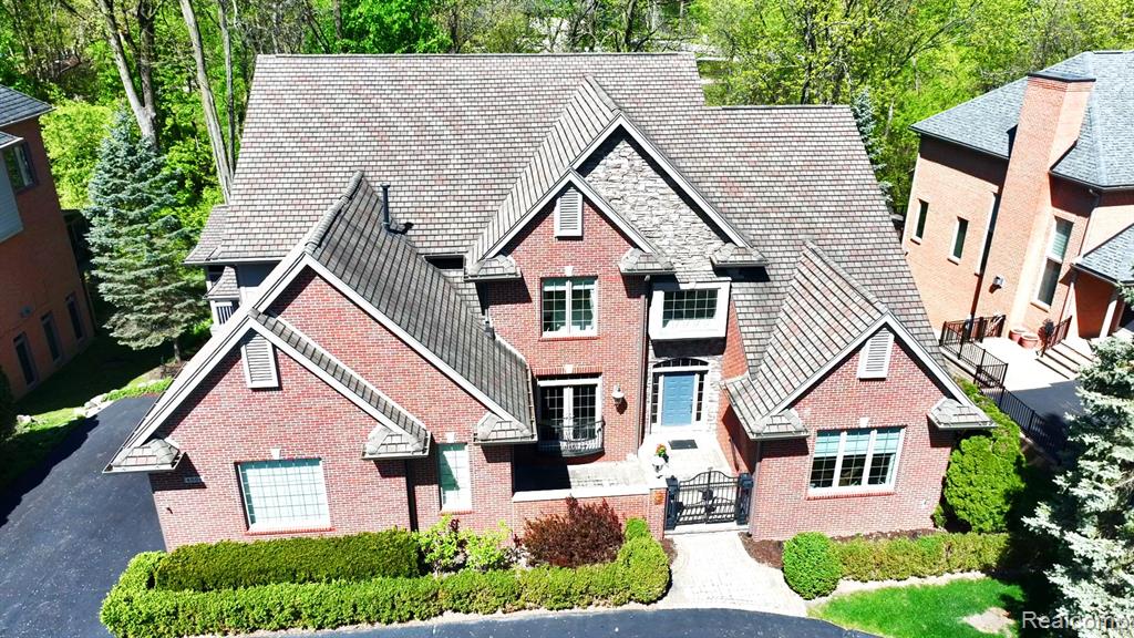 4502 Forest Edge Lane, West Bloomfield, MI 48323 — Photo 3