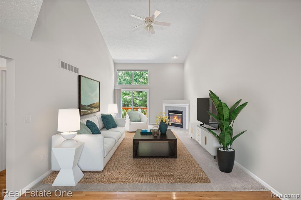 480 Hosta, Howell, MI 48843 — Photo 12
