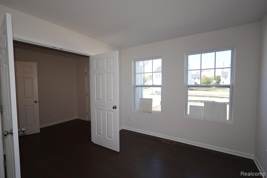 54790 Heron Circle, Chesterfield, MI 48047 — Photo 8