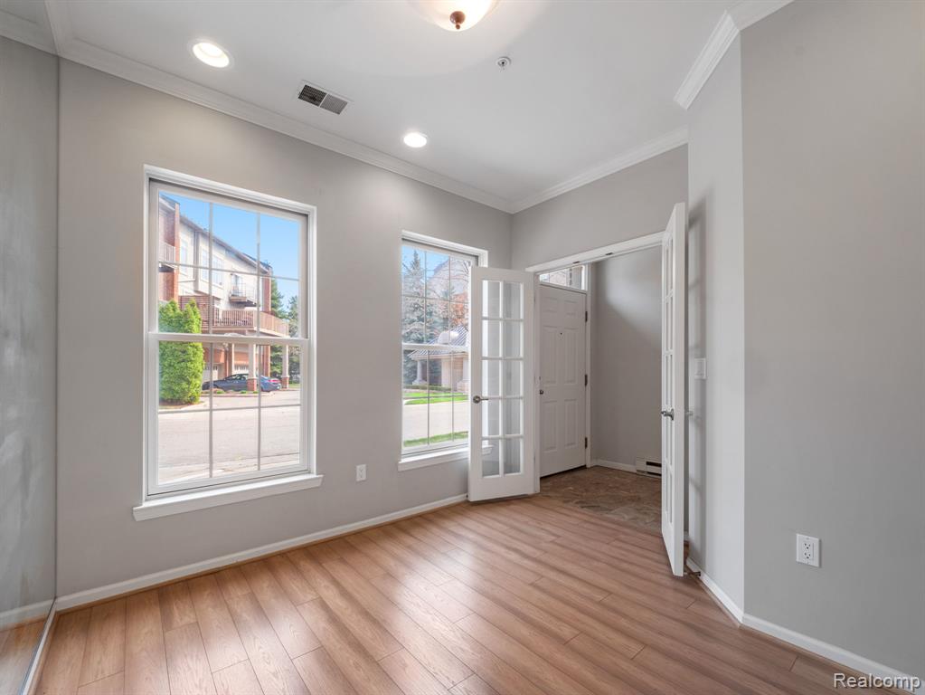 502 GRATEN Street, Birmingham, MI 48009 — Photo 24