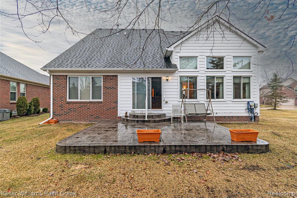 49675 Sable Creek Drive, 30, Macomb, MI 48042 — Photo 21
