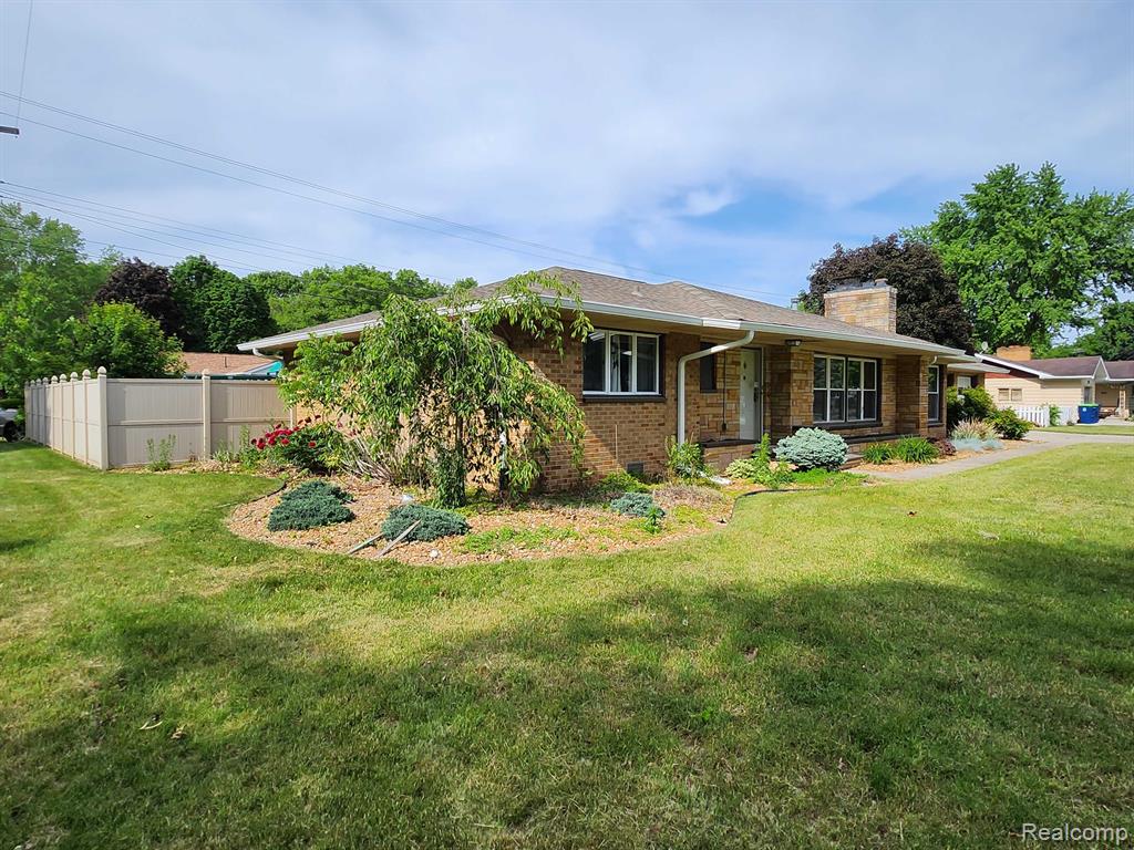 134 SUNVIEW Drive, St. Charles, MI 48655 — Photo 6