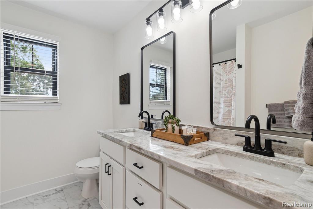 8841 Oakview Street, Plymouth, MI 48170 — Photo 53