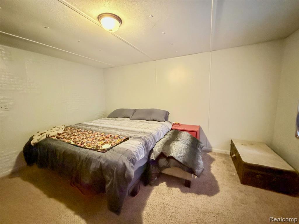 435 Rustic Lane S, Belleville, MI 48111 — Photo 16