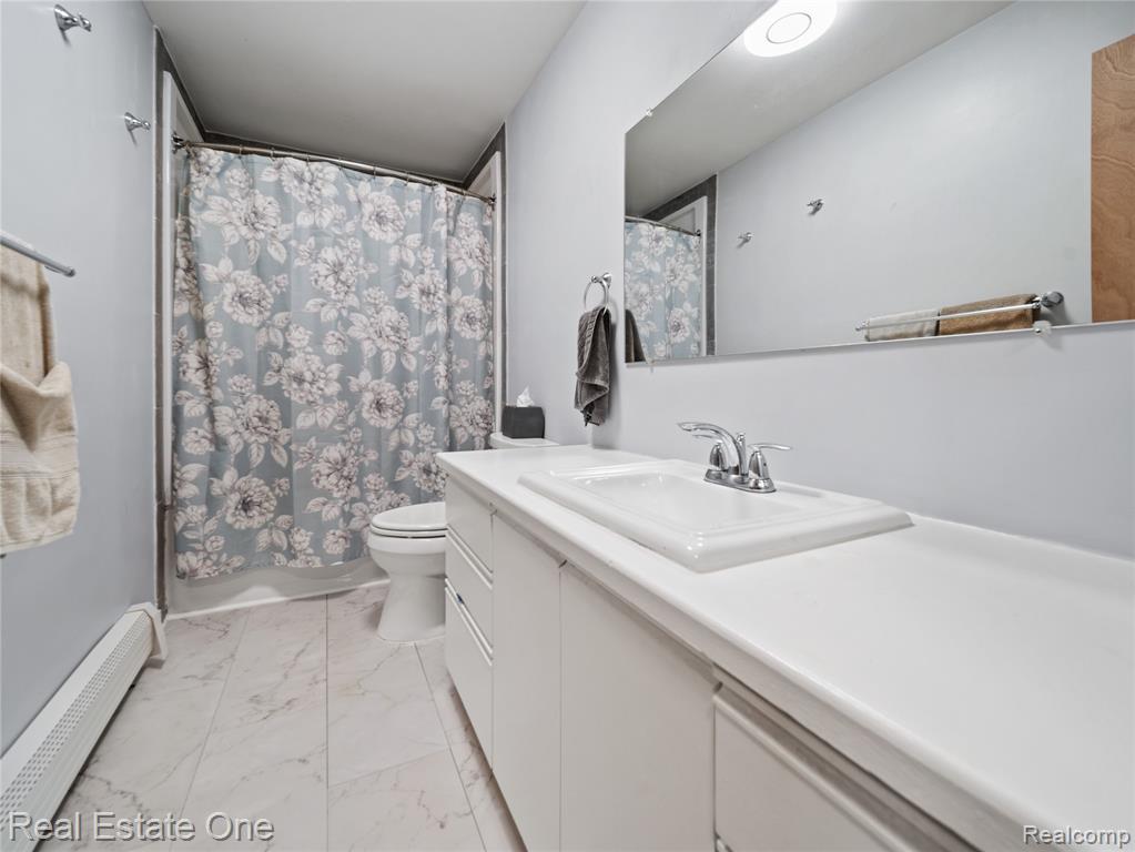 9755 Annabelle Court, South Lyon, MI 48178 — Photo 15