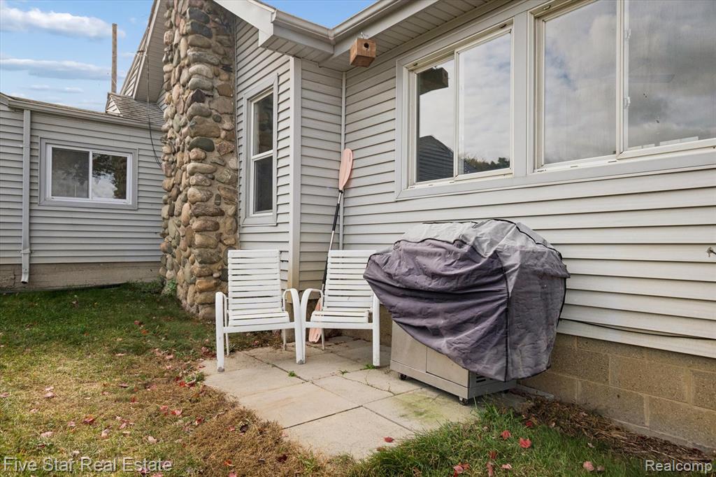 9548 Roundlake Boulevard NE, White Lake, MI — Photo 33