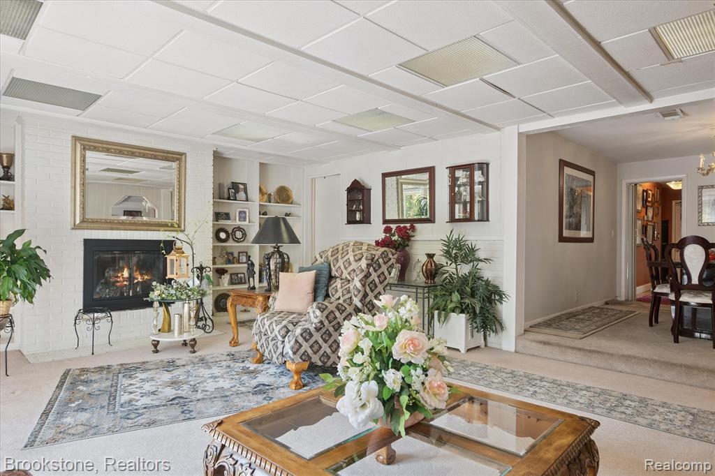 4665 W Maple Road, Bloomfield Hills, MI 48301 — Photo 7