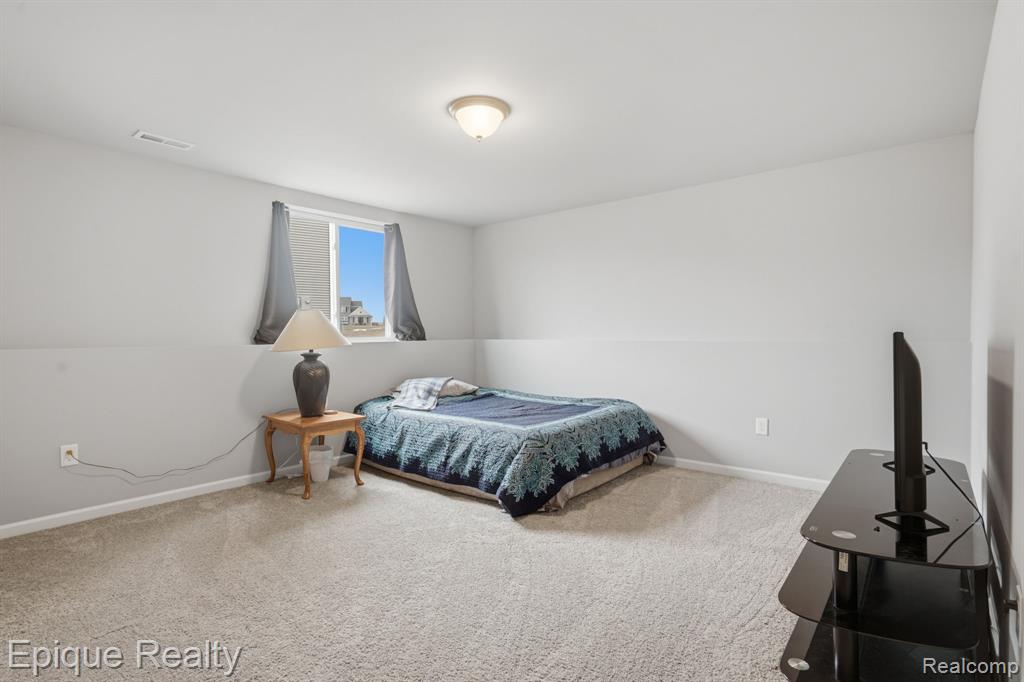 7201 Primrose Lane, Grand Blanc, MI 48439 — Photo 12