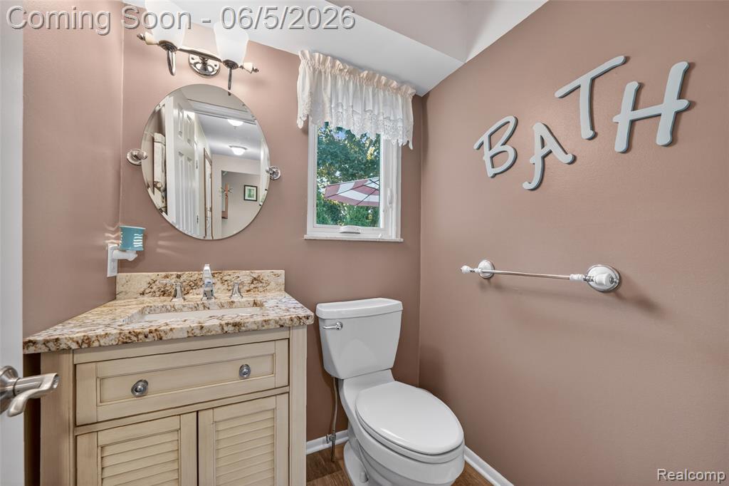 7841 Rampart Trail, Waterford, MI 48327 — Photo 13