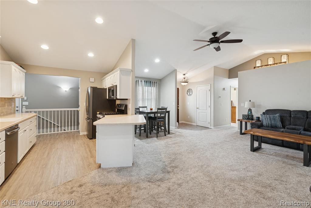 3283 Birch Run S, Adrian, MI 49221 — Photo 11