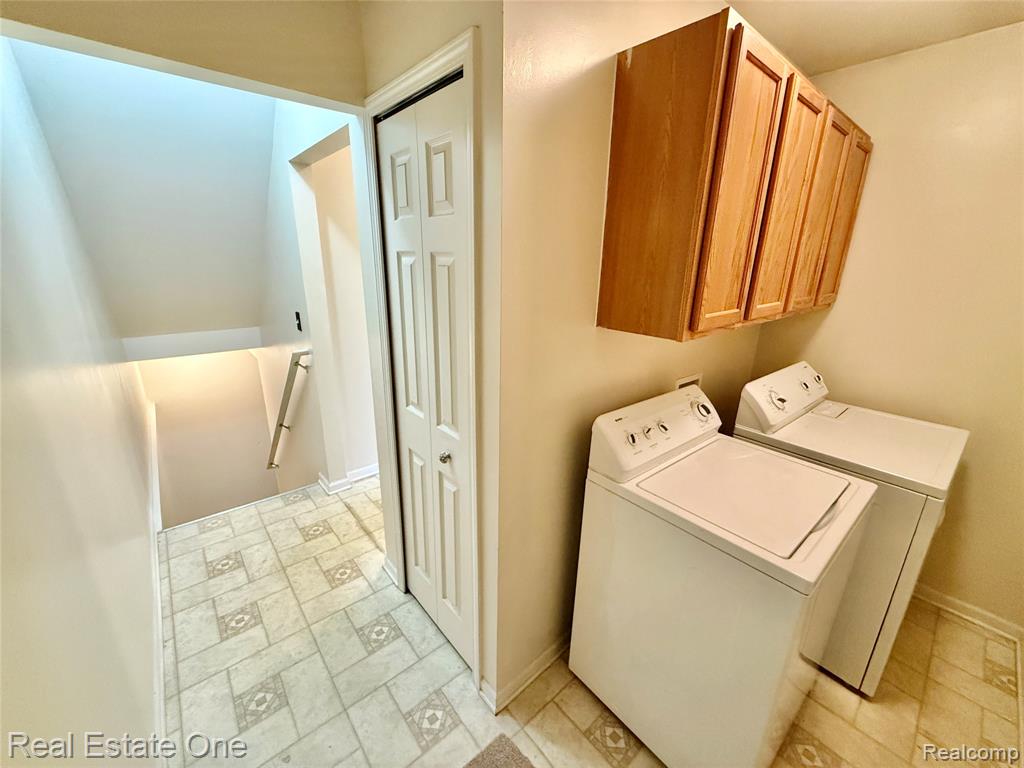 716 Palmer Drive, Pontiac, MI 48342 — Photo 24