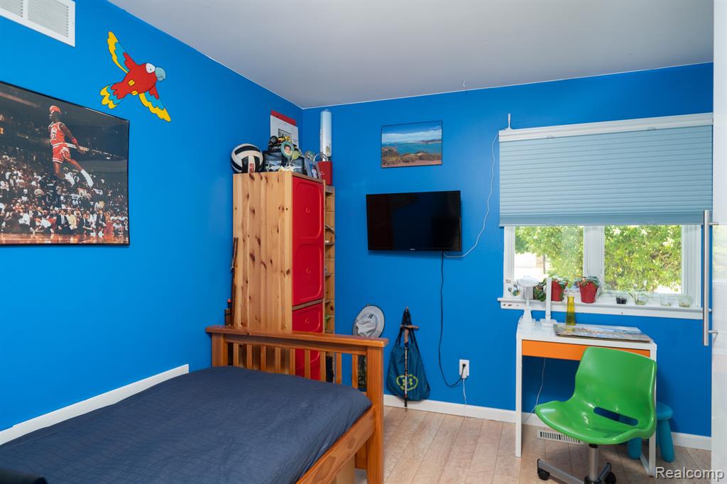 24729 SARAH FLYNN, Novi, MI — Photo 54