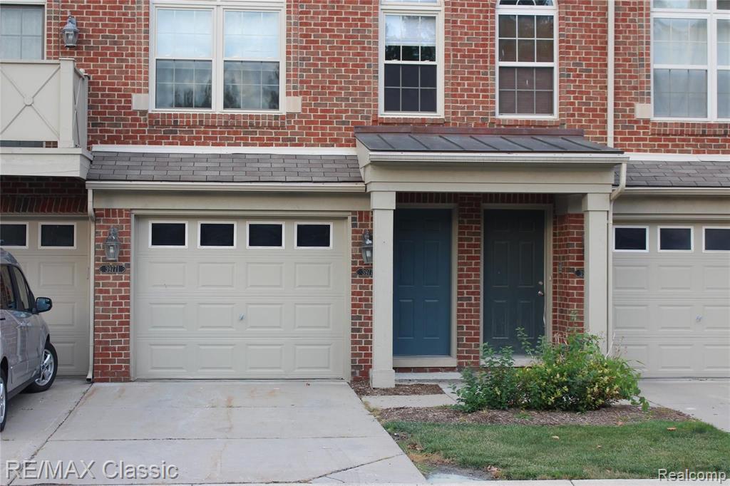 39773 ROCKCREST Circle, Northville, MI — Photo 37