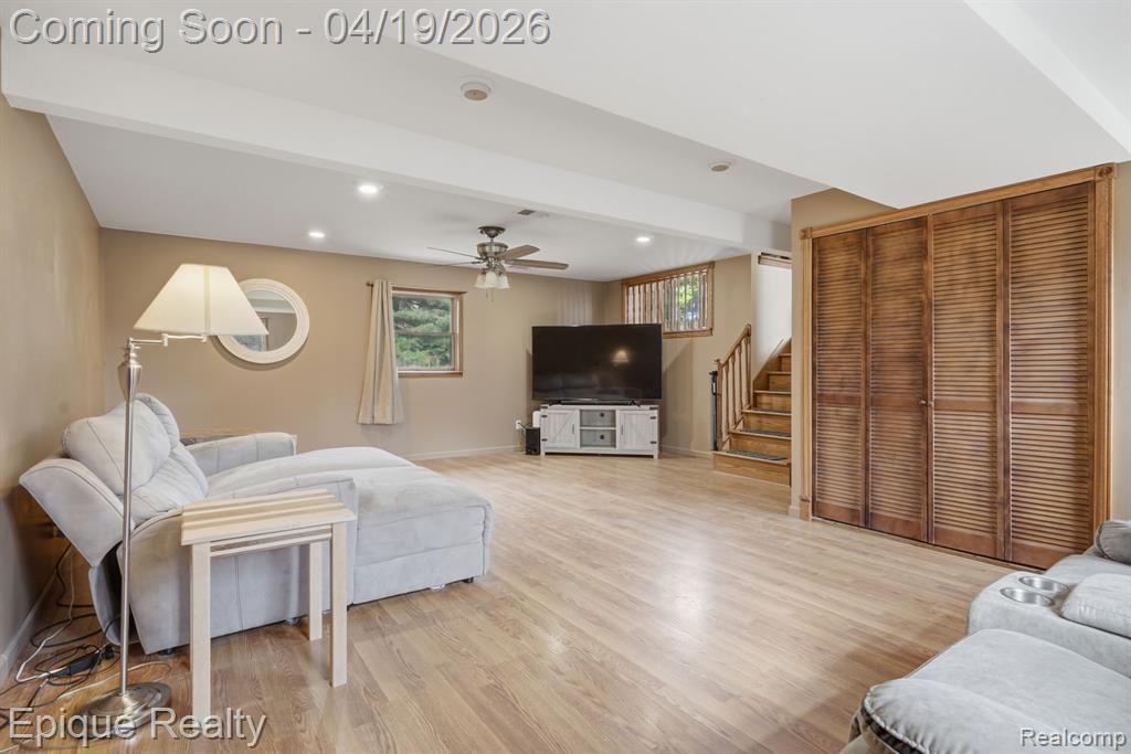 8269 Morrish Road, Flushing, MI 48433 — Photo 11
