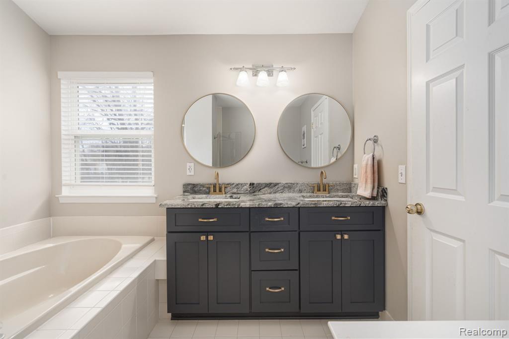 8925 El Dorado Drive, White Lake, MI — Photo 24