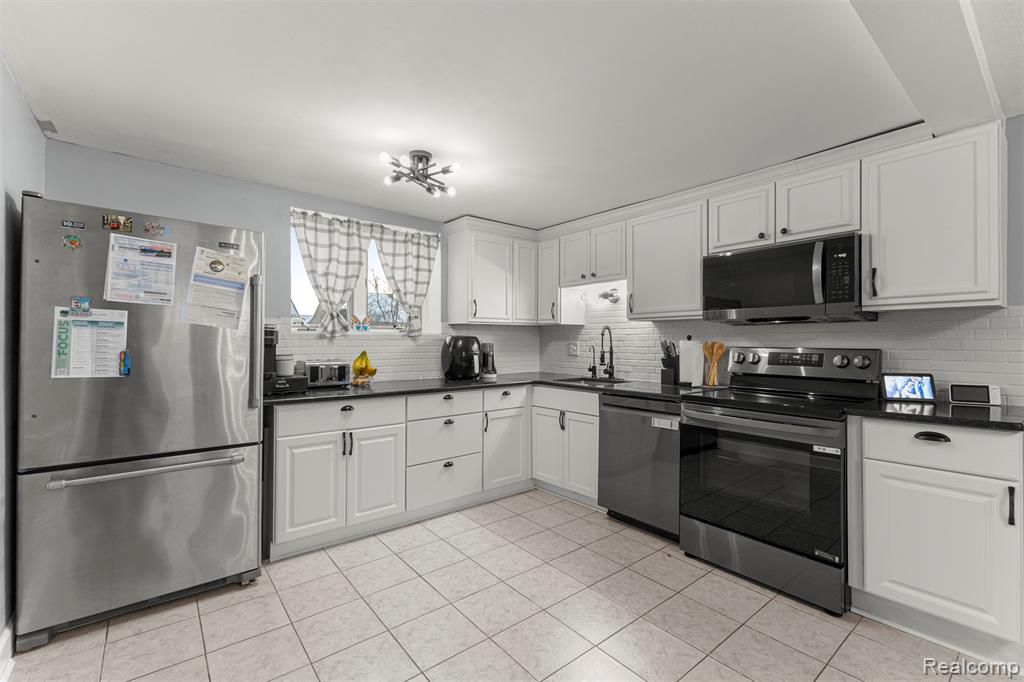 50001 Geddes Road, Canton, MI 48188 — Photo 20