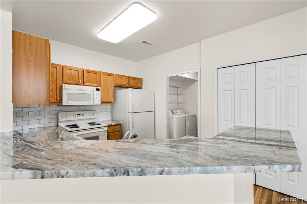 17104 Chesapeake Circle, Walled Lake, MI 48390 — Photo 4