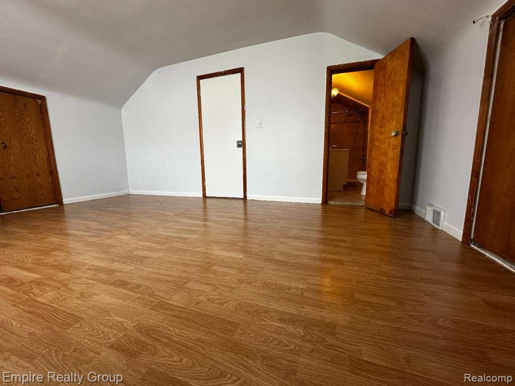 5245 Jonathon Street, Dearborn, MI 48126 — Photo 19