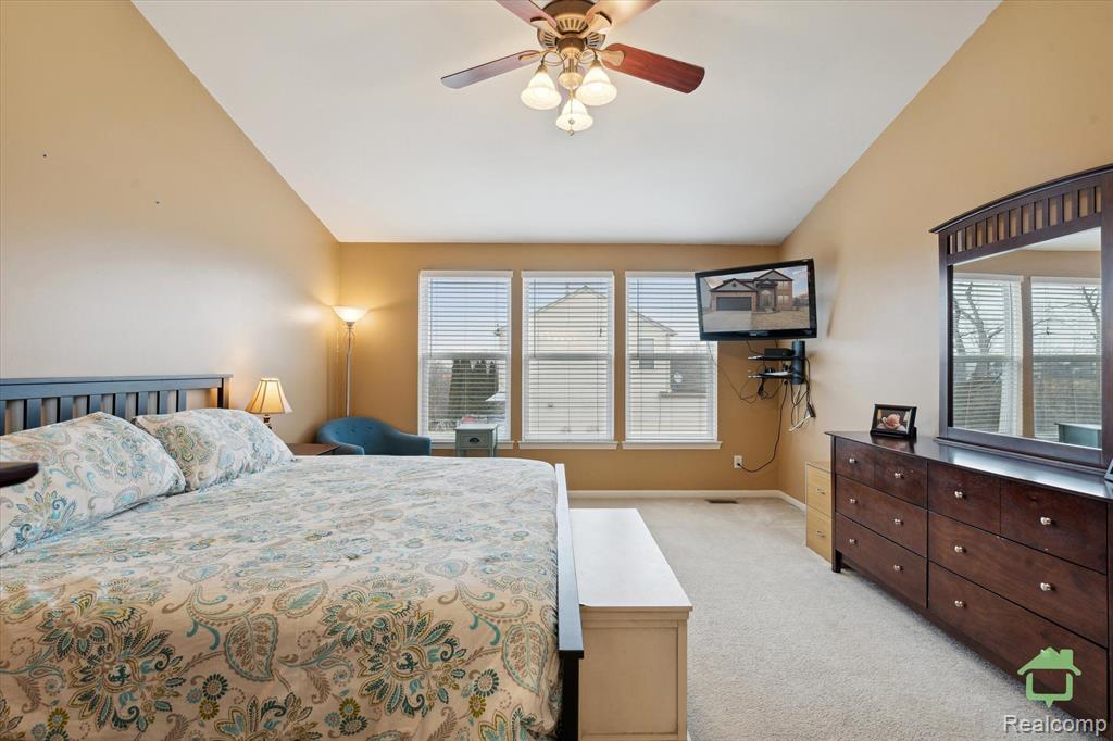 9799 Ravenshire Drive, Ypsilanti, MI 48198 — Photo 31