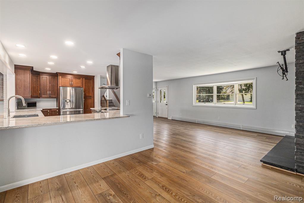 2145 Helmsford Drive, Wolverine Lake, MI 48390 — Photo 12