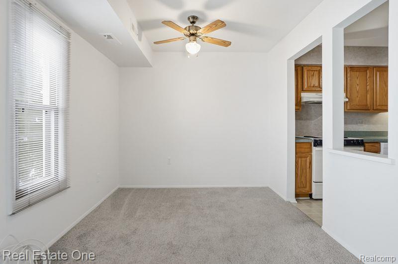 30475 W 14 Mile Road, 77, Farmington Hills, MI 48334 — Photo 5
