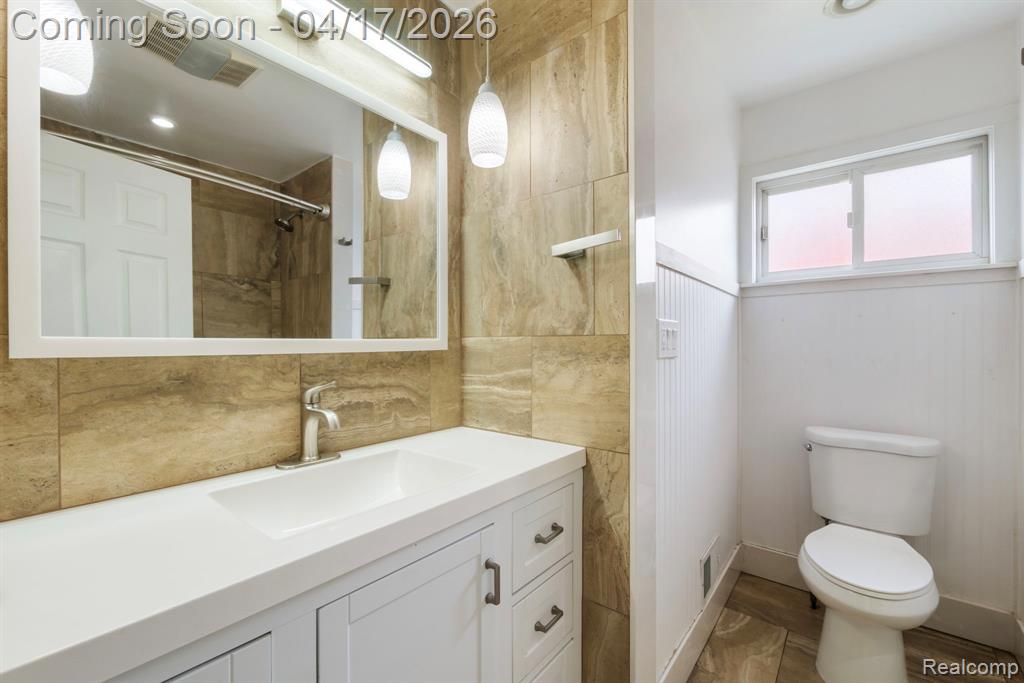 9913 Arcola Street, Livonia, MI 48150 — Photo 32