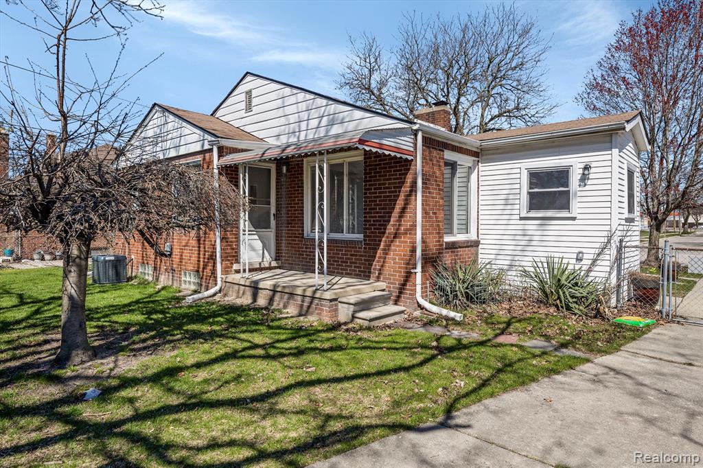 7258 COOLIDGE, Center Line, MI 48015 — Photo 4
