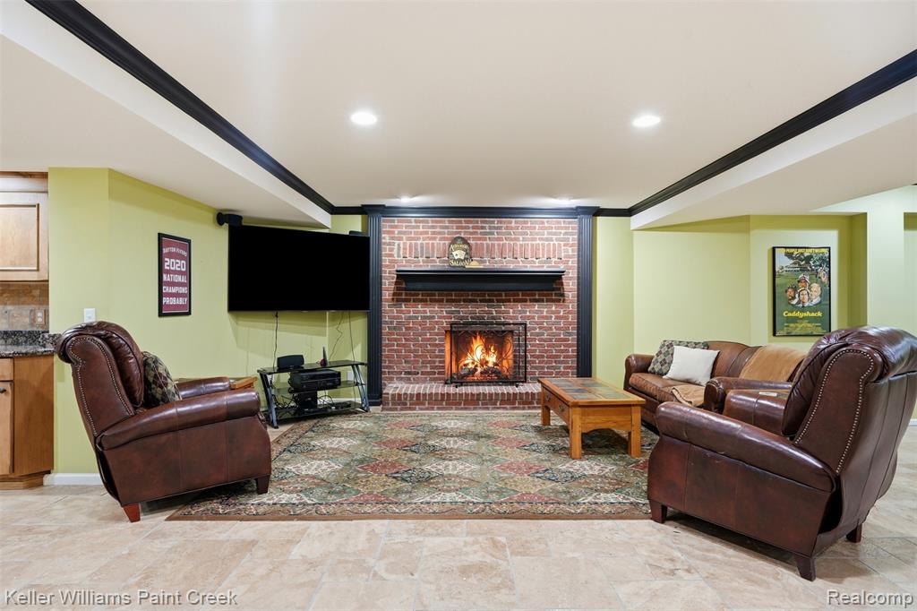 2784 Murfield Court, Rochester, MI 48306 — Photo 30