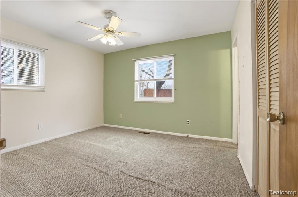 6360 Manson Drive, Waterford, MI 48329 — Photo 27